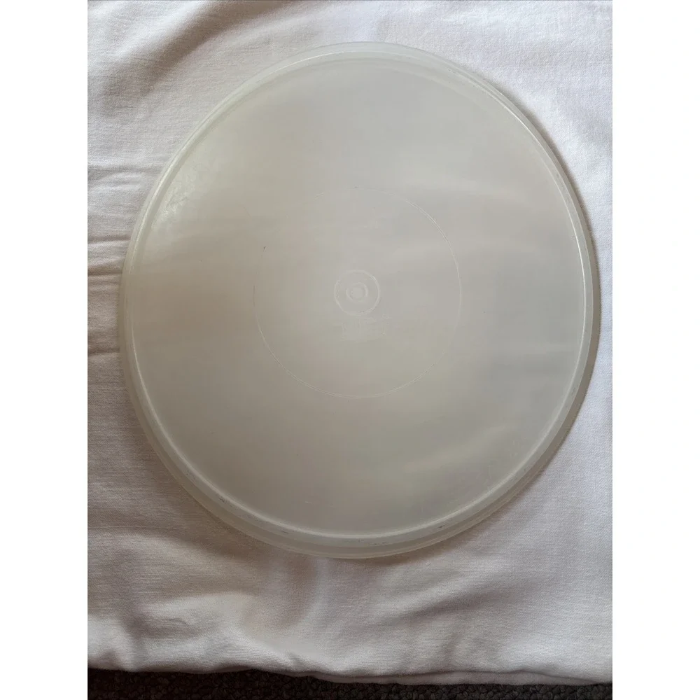Vintage TUPPERWARE 12 3/4